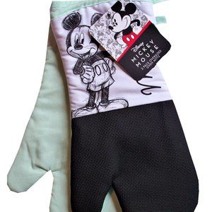 Disney Mickey Mouse 2pk Oversized Oven Mitts Mint-Green Black 13.75 x 7 in